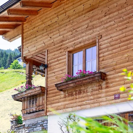 Zuhaeusel Feriehus *