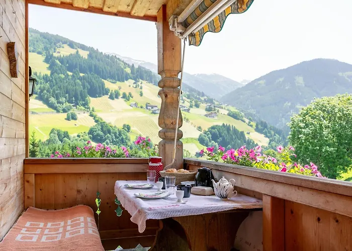 Nyaraló Zuhaeusel *