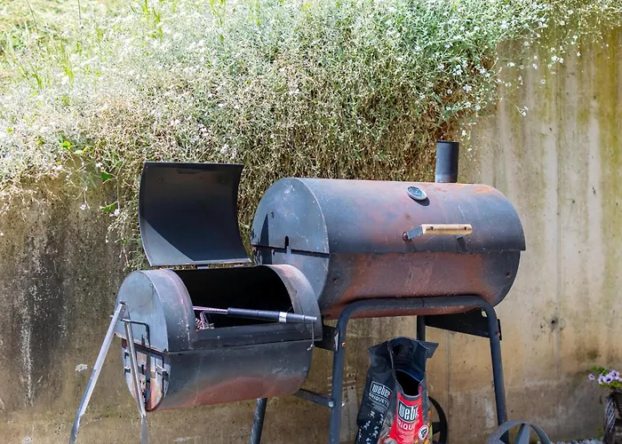 Nyaraló Zuhaeusel *